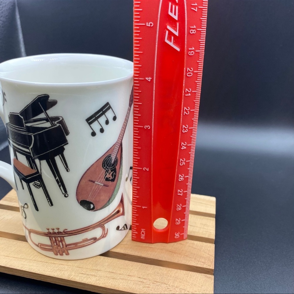 Vintage Bone China Musical Instruments Mug - Picture 7 of 8
